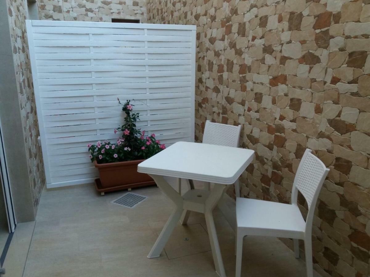 La Dimora Di Vituccio B&B Avetrana Dış mekan fotoğraf